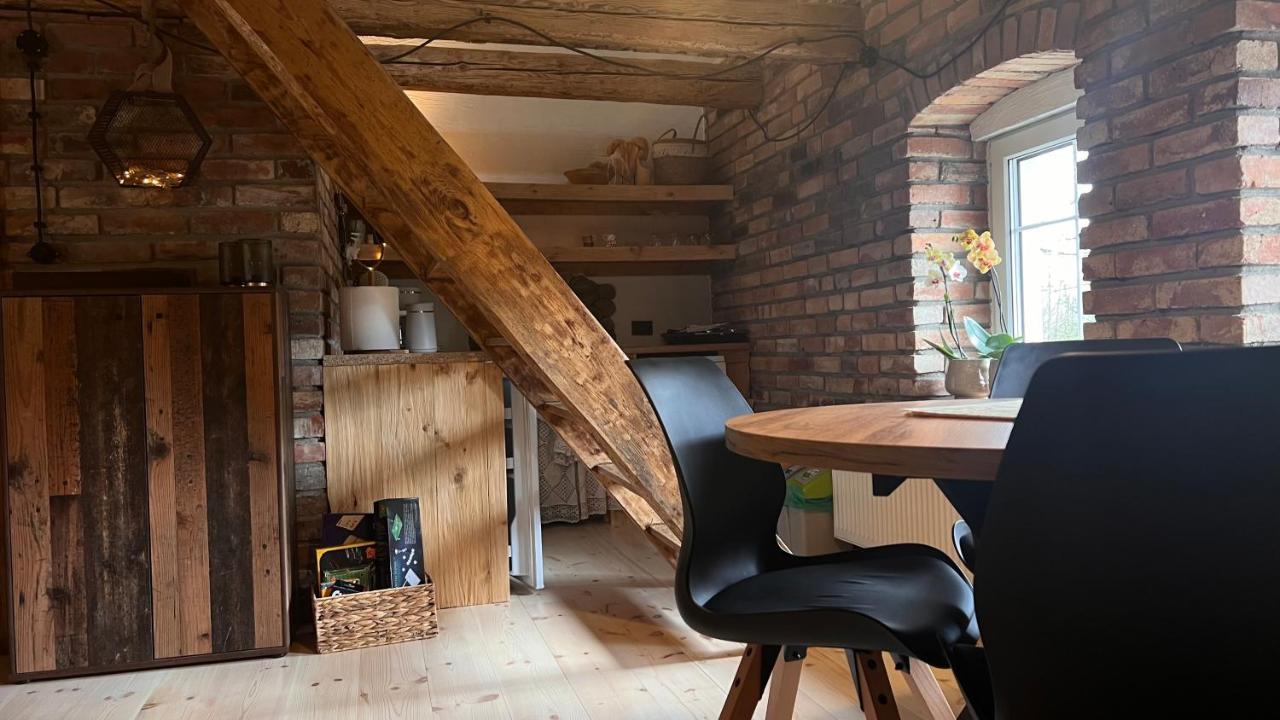 Apartamenty 3 Pory Roku Komarno Eksteriør billede
