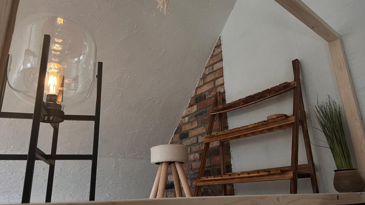 Apartamenty 3 Pory Roku Komarno Eksteriør billede